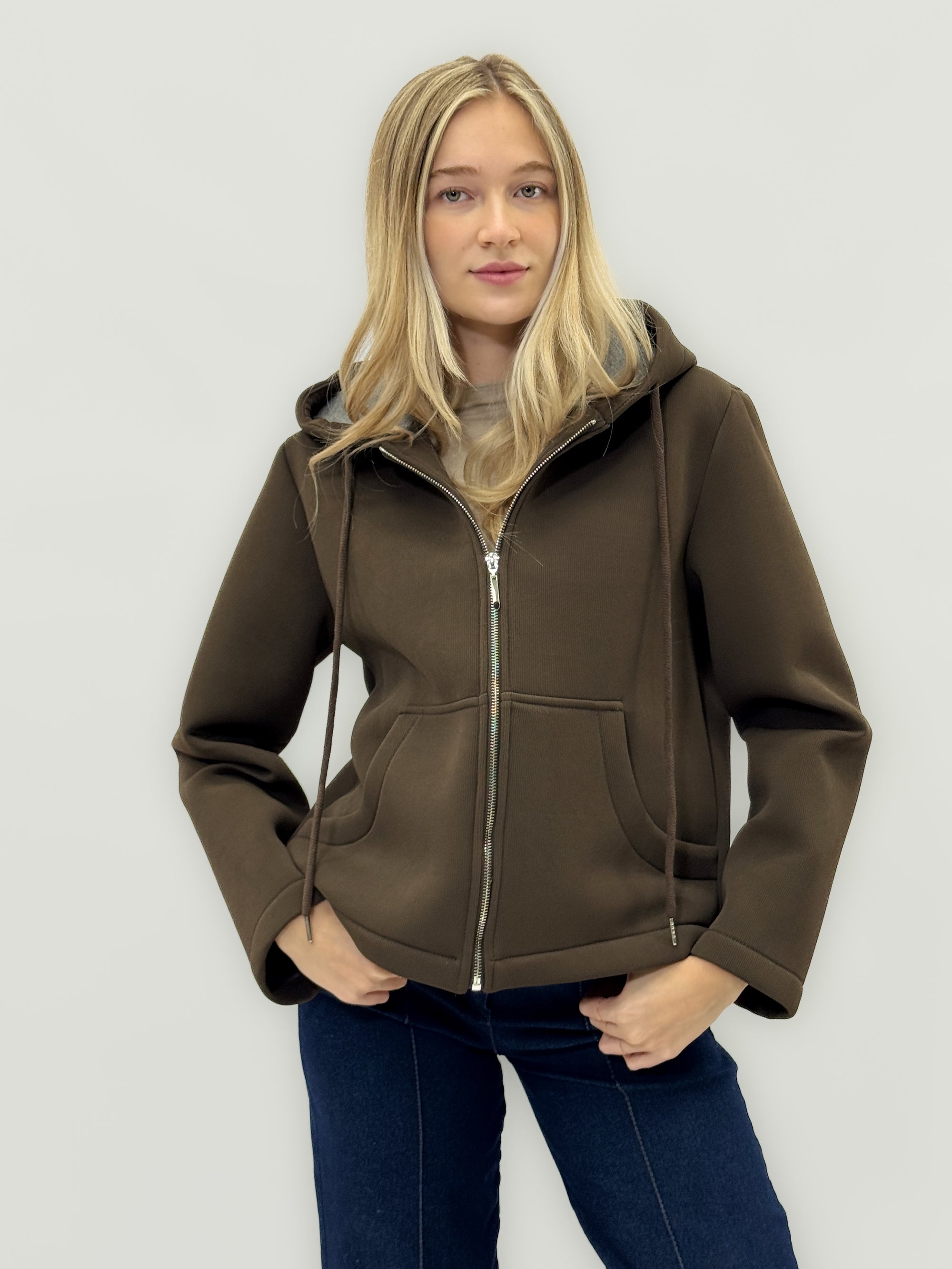 Giacca in neoprene con cappuccio – Calda e strutturata