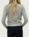 Cardigan in maglia a trecce – Eleganza senza tempo