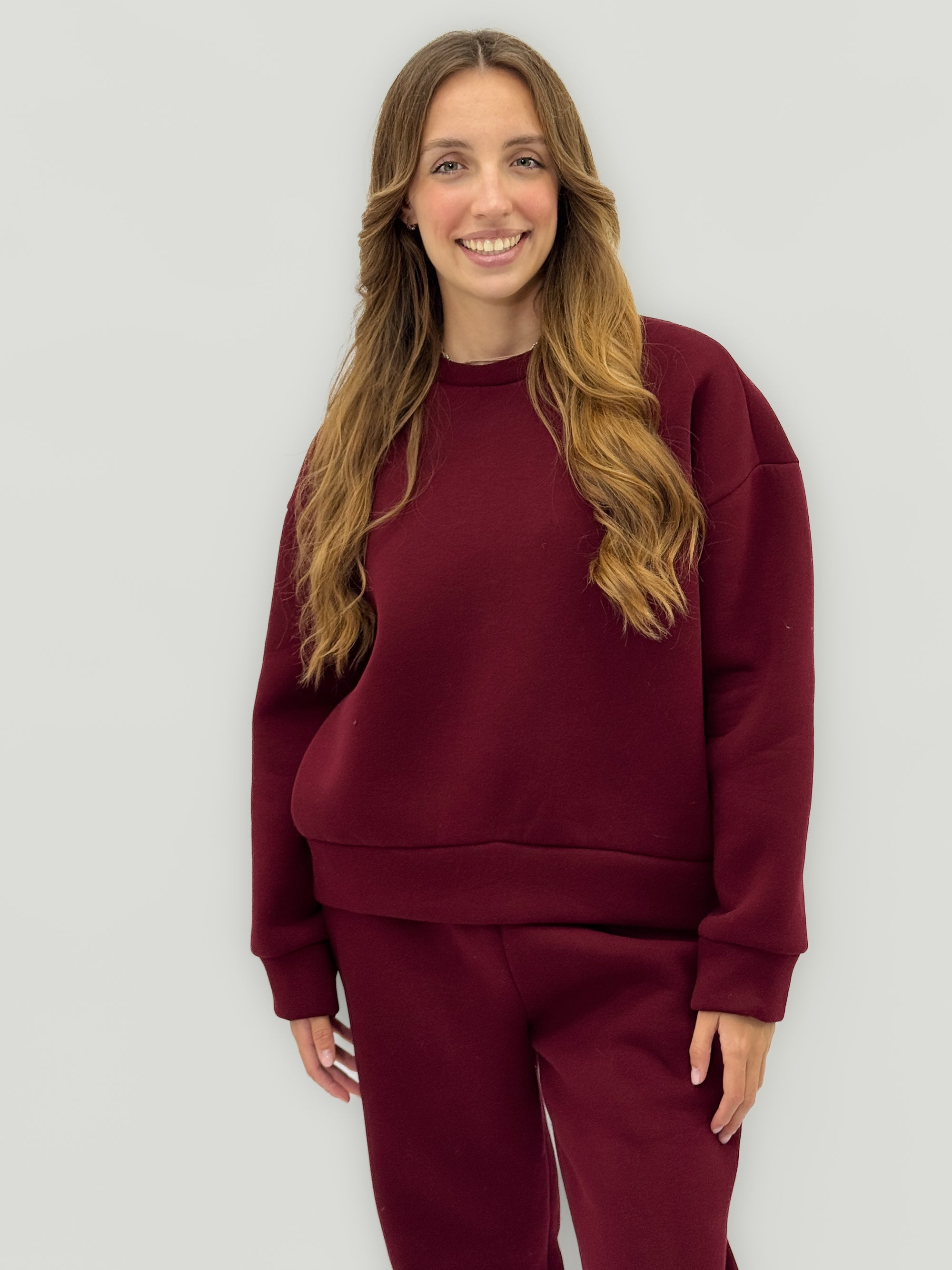 Felpa girocollo in cotone felpato – Calore e comfort quotidiano