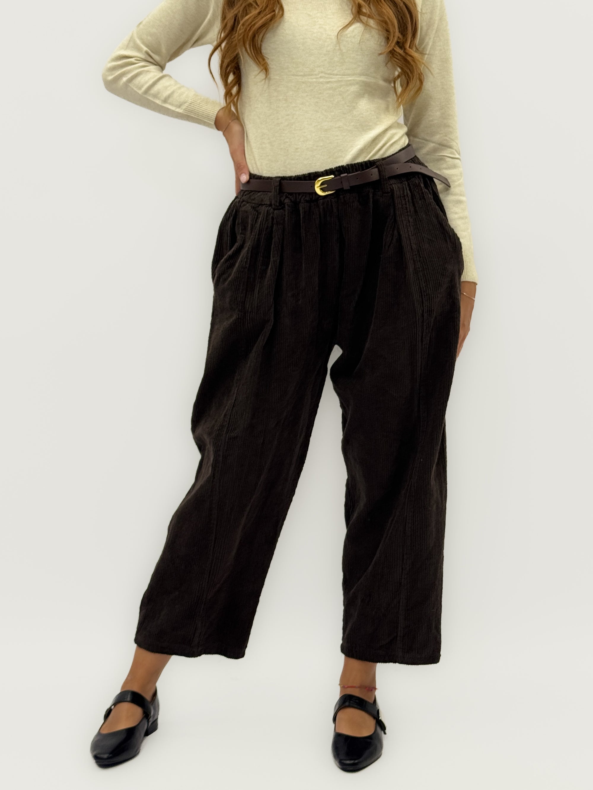 Pantaloni in velluto a coste morbido – Calore e fascino retrò