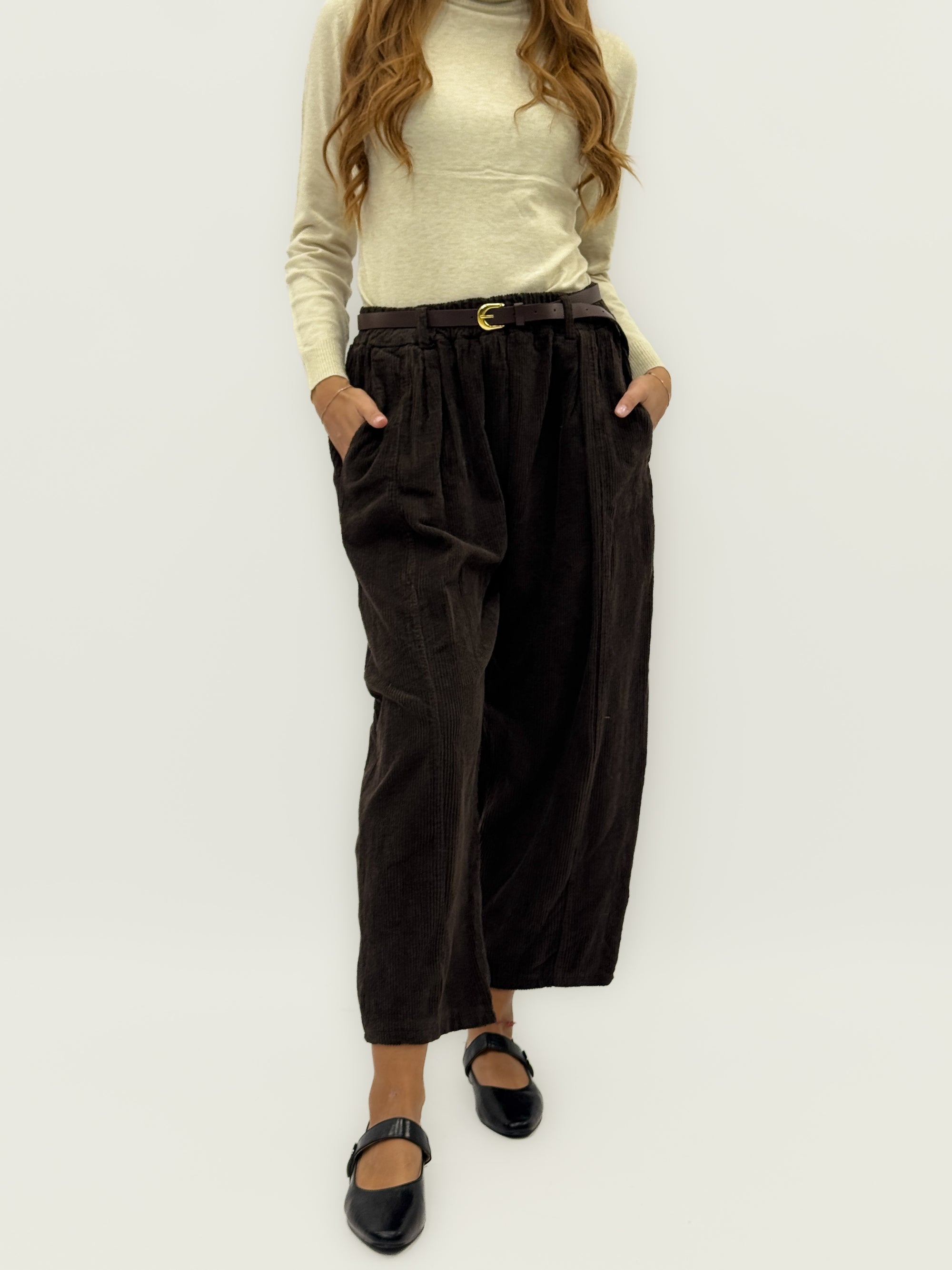 Pantaloni in velluto a coste morbido – Calore e fascino retrò
