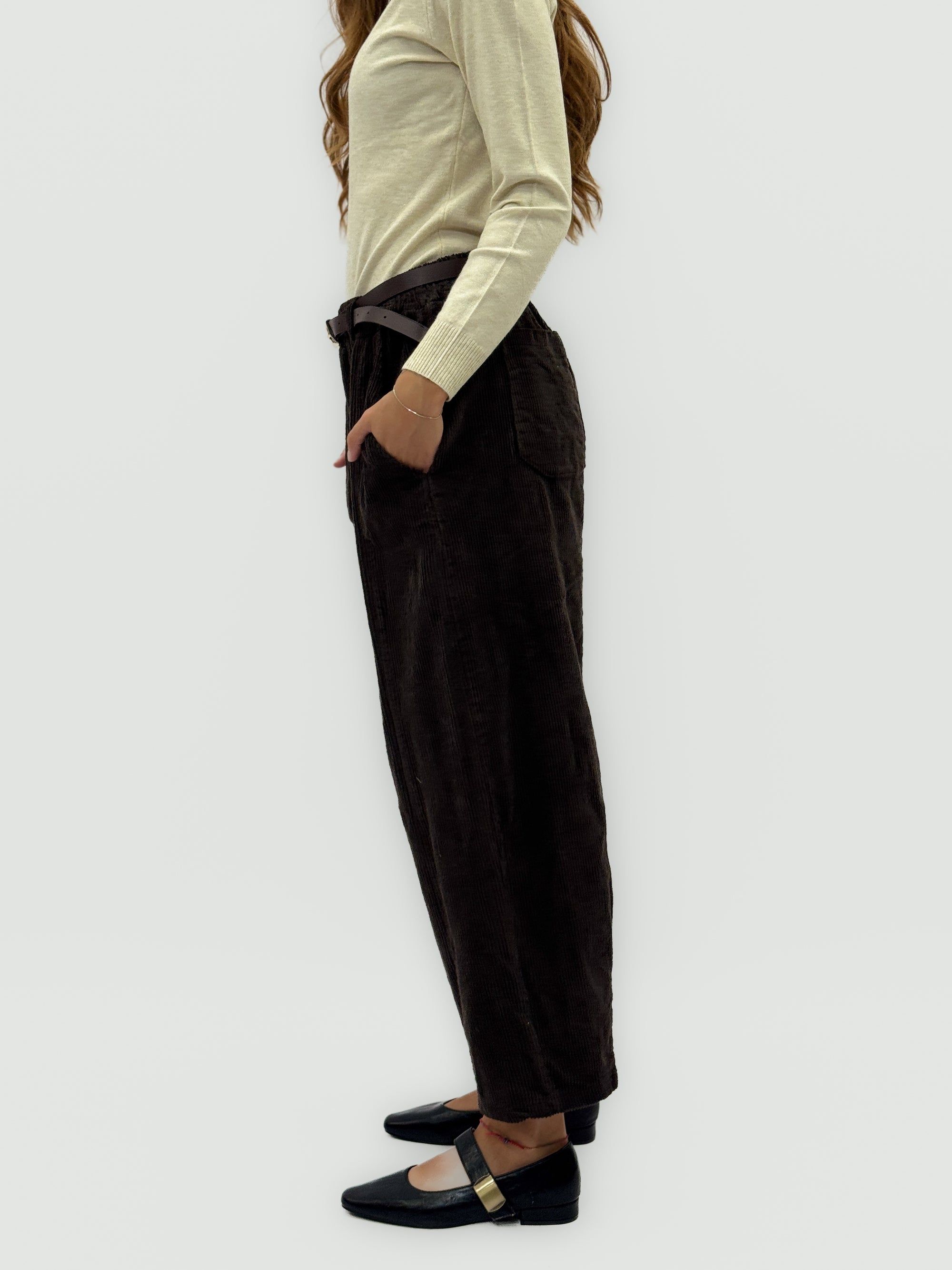 Pantaloni in velluto a coste morbido – Calore e fascino retrò