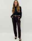 Pantaloni dritti con pinces – Comfort e stile quotidiano