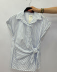 Camicia a Righe con Nodo Laterale