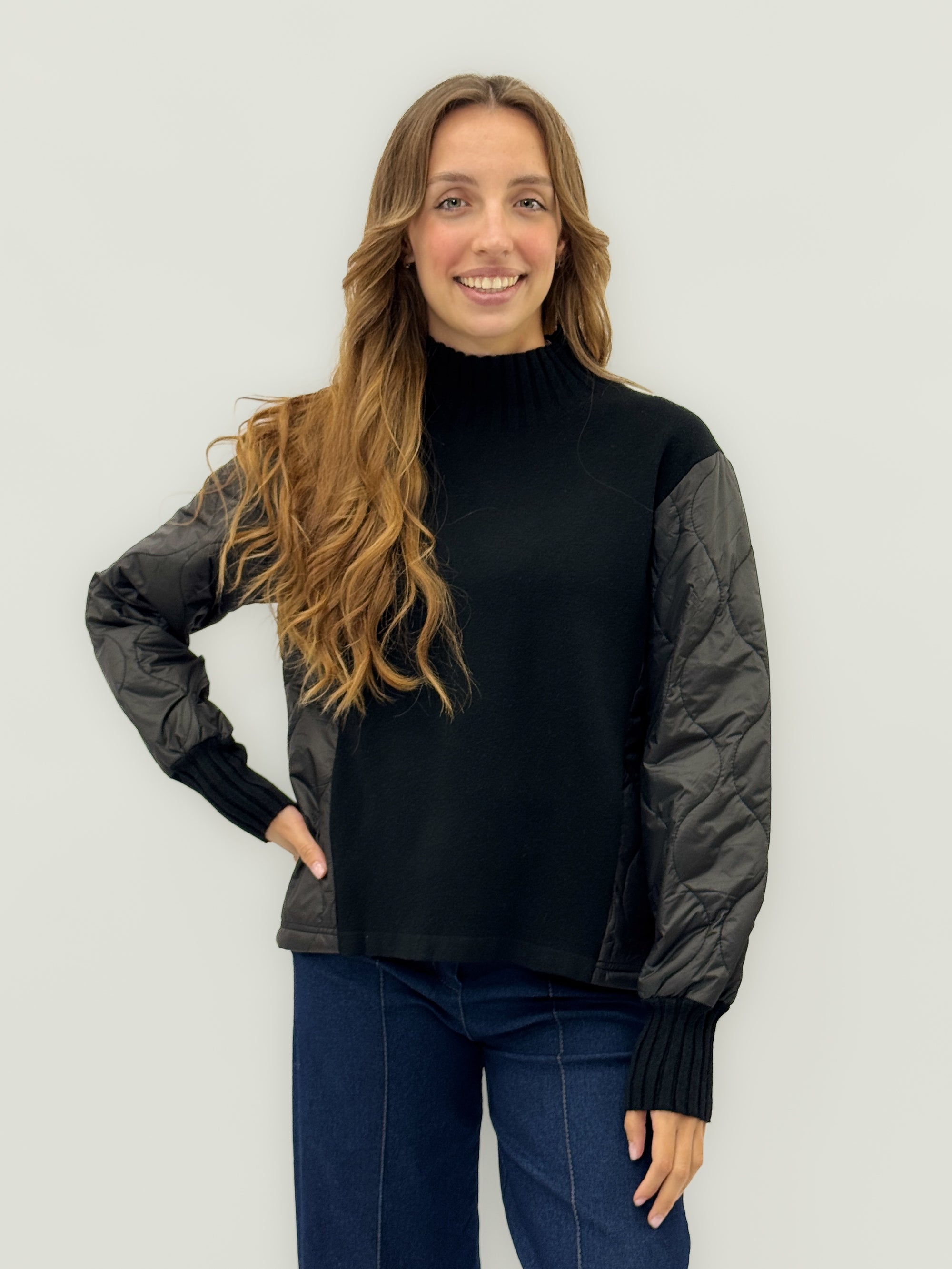 Maglia con maniche trapuntate – Mix perfetto tra comfort e stile