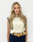 T-Shirt Bianca in Cotone con Dettagli Ricamati sulle Spalle