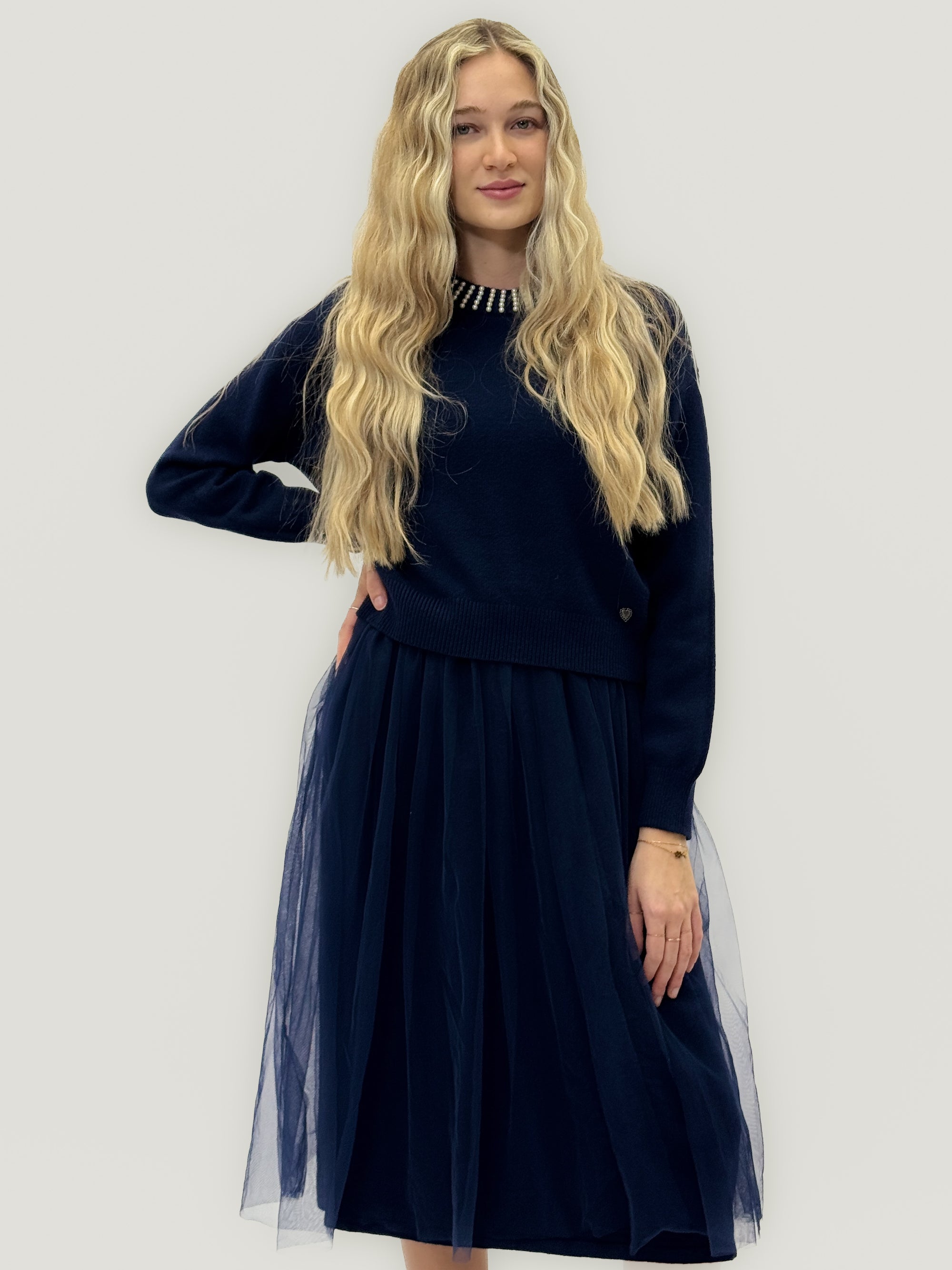 Abito con maglia e gonna in tulle – Colletto gioiello