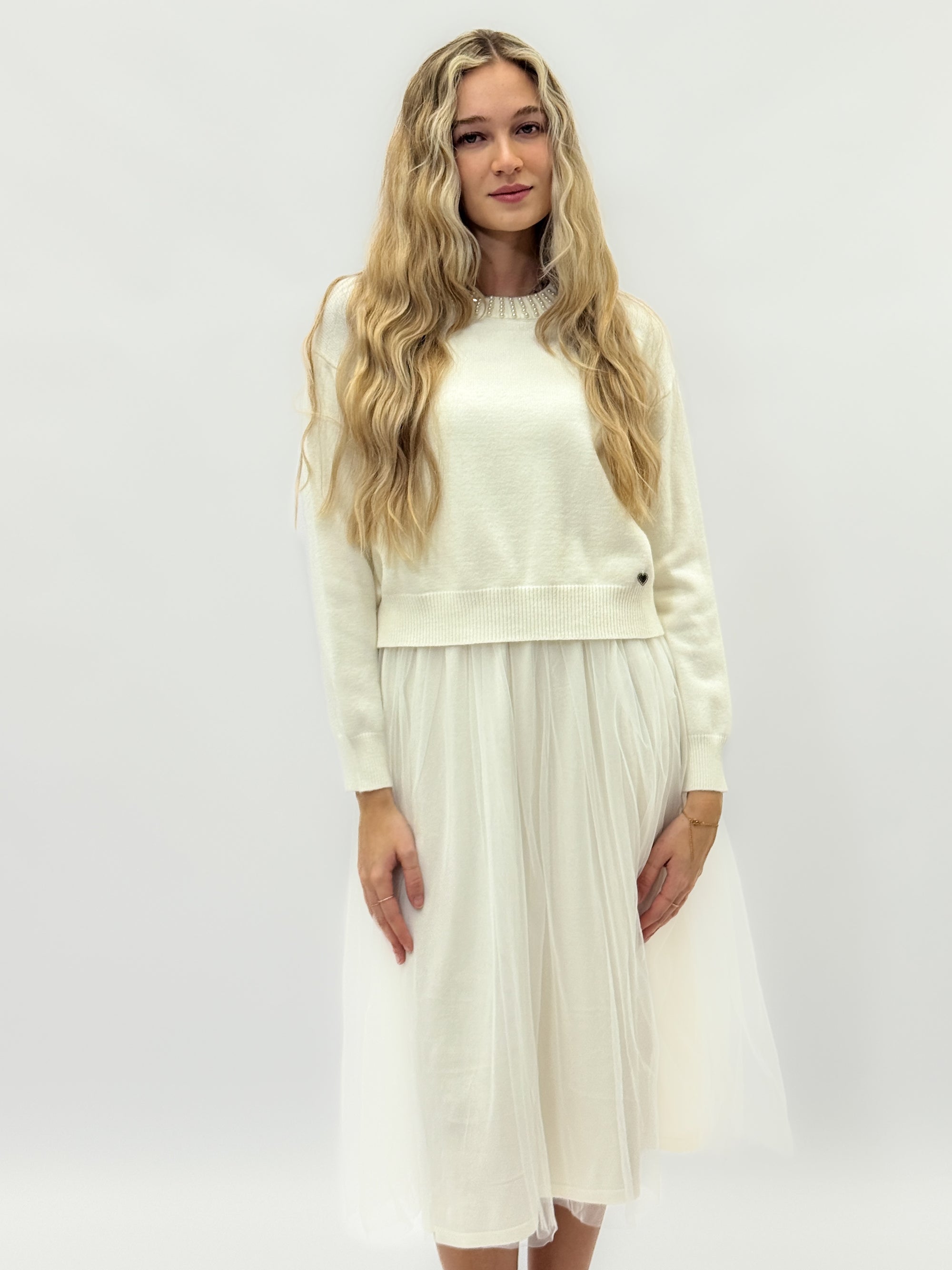 Abito con maglia e gonna in tulle – Colletto gioiello