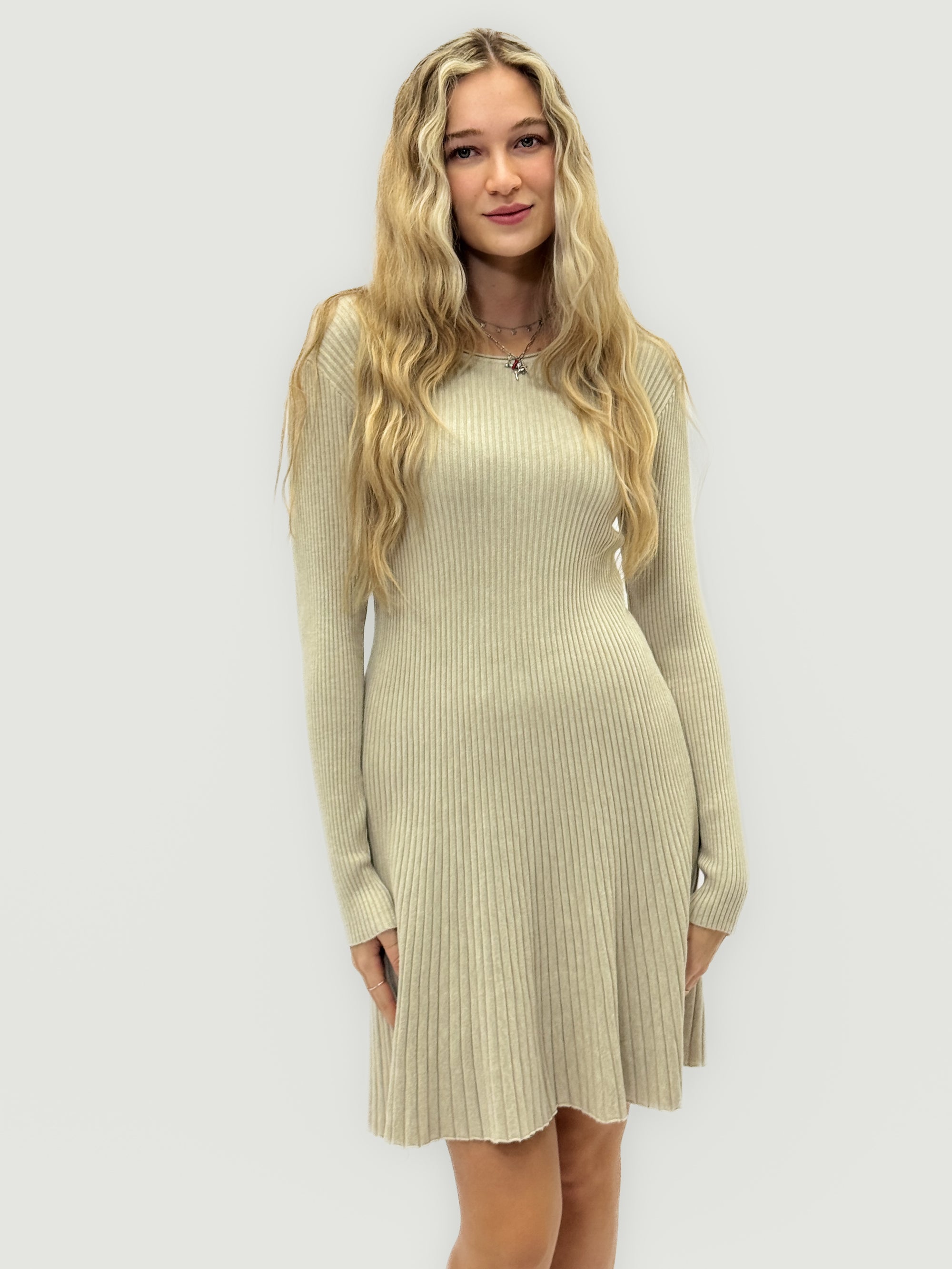 Abito in maglia elasticizzato – Eleganza e comfort