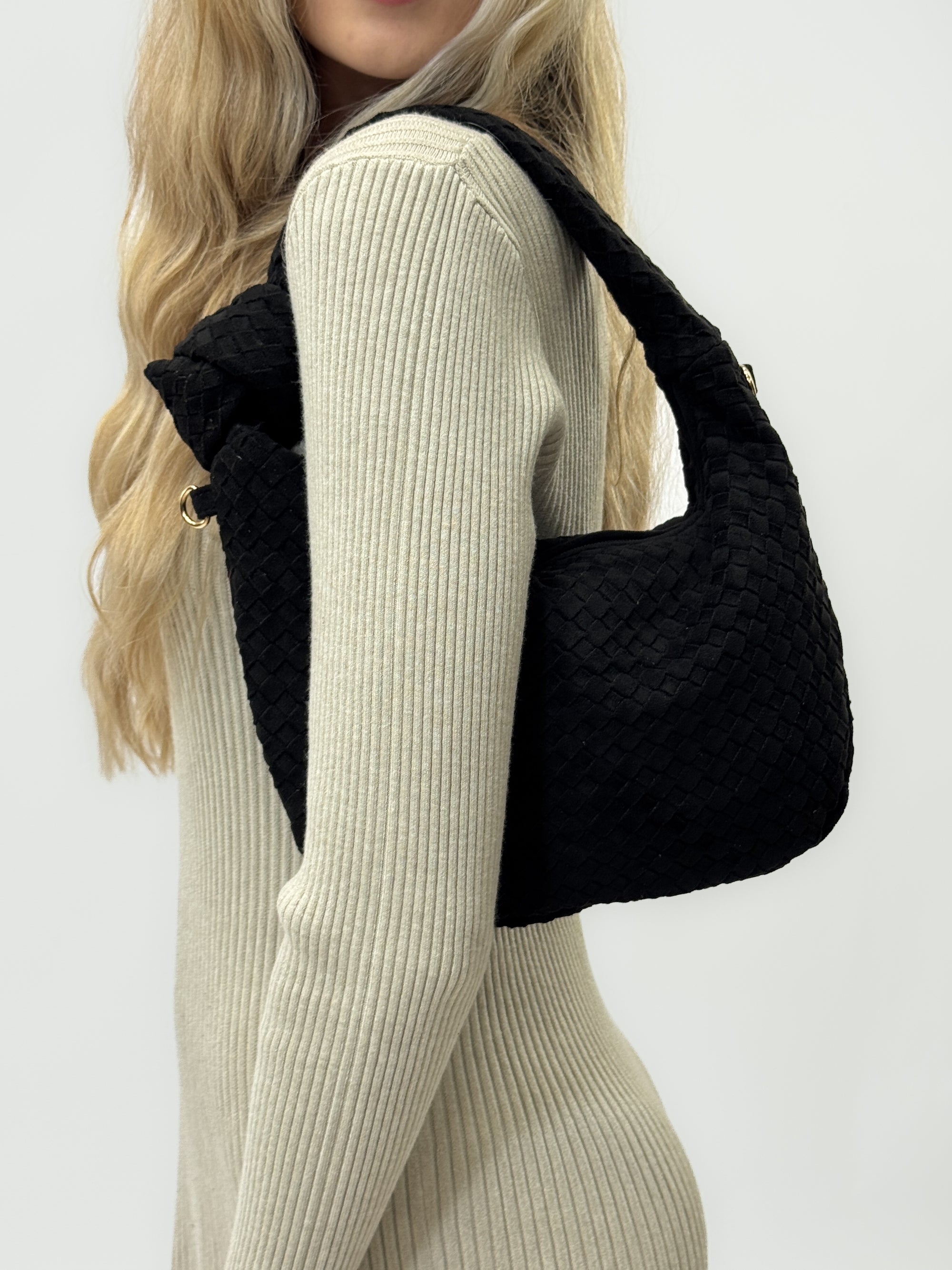 Borsa hobo intrecciata in suede