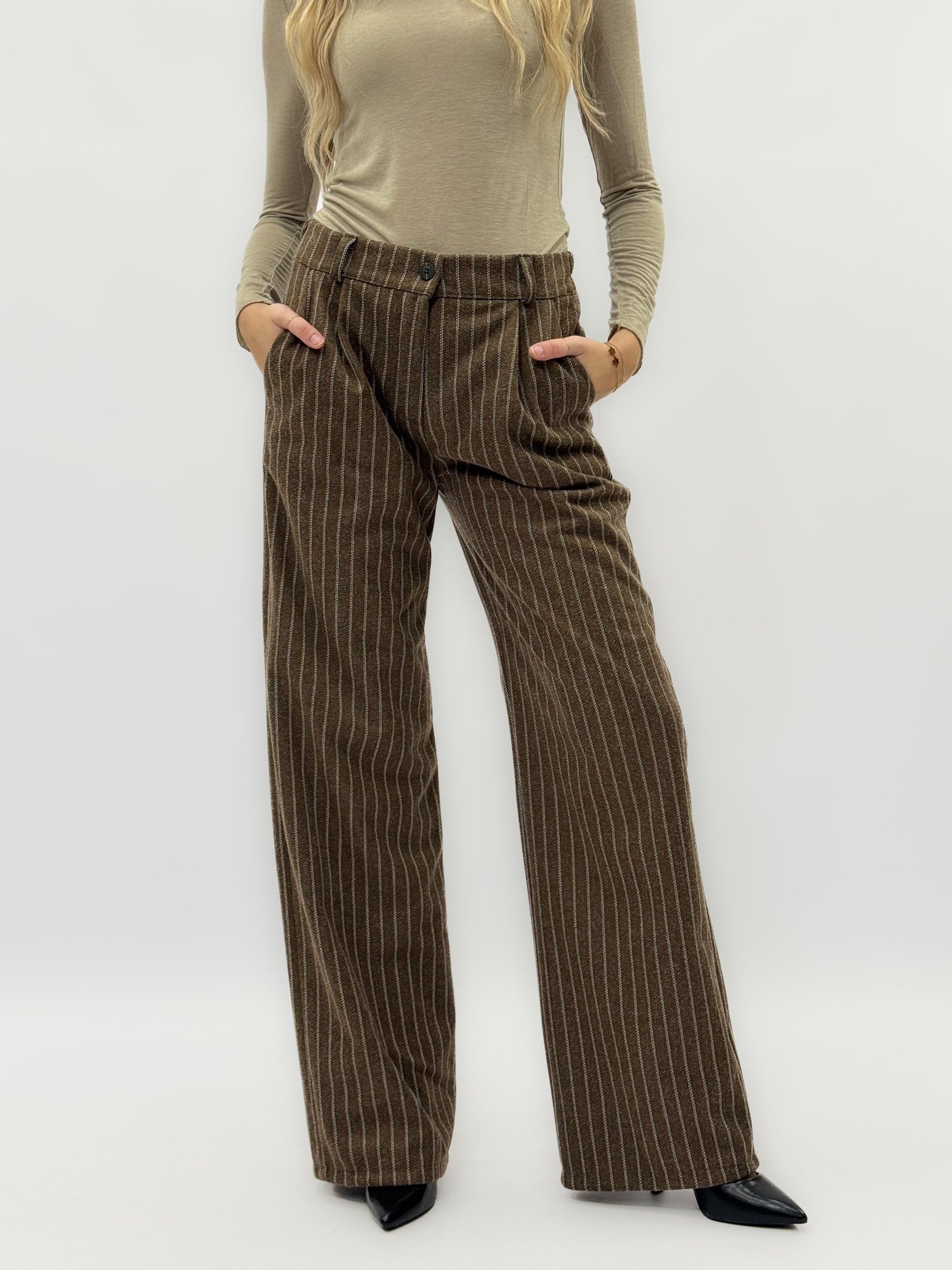 Completo a righe in velluto millerighe – Giacca e Pantalone