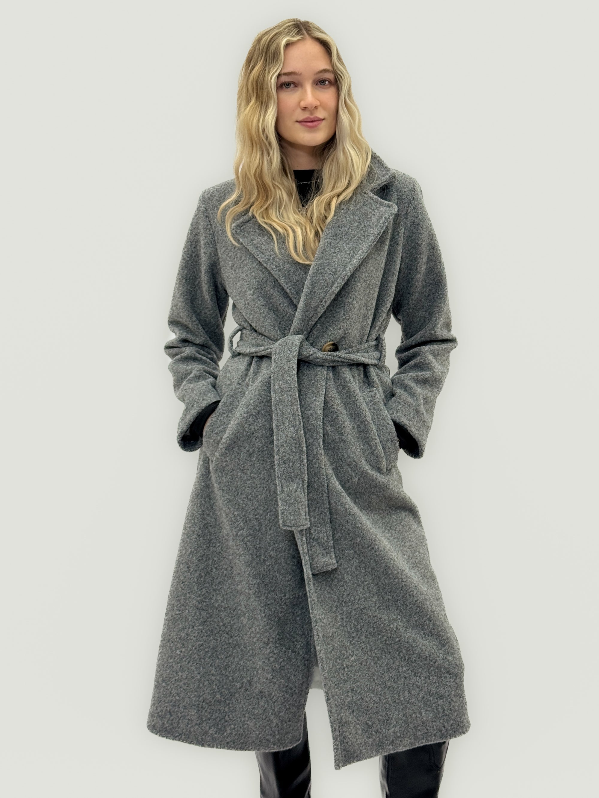 Cappotto bouclé con cintura in misto lana