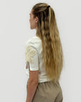 T-Shirt Bianca in Cotone con Applicazioni Floreali sulle Maniche