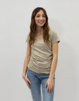 T-shirt con scollo a v