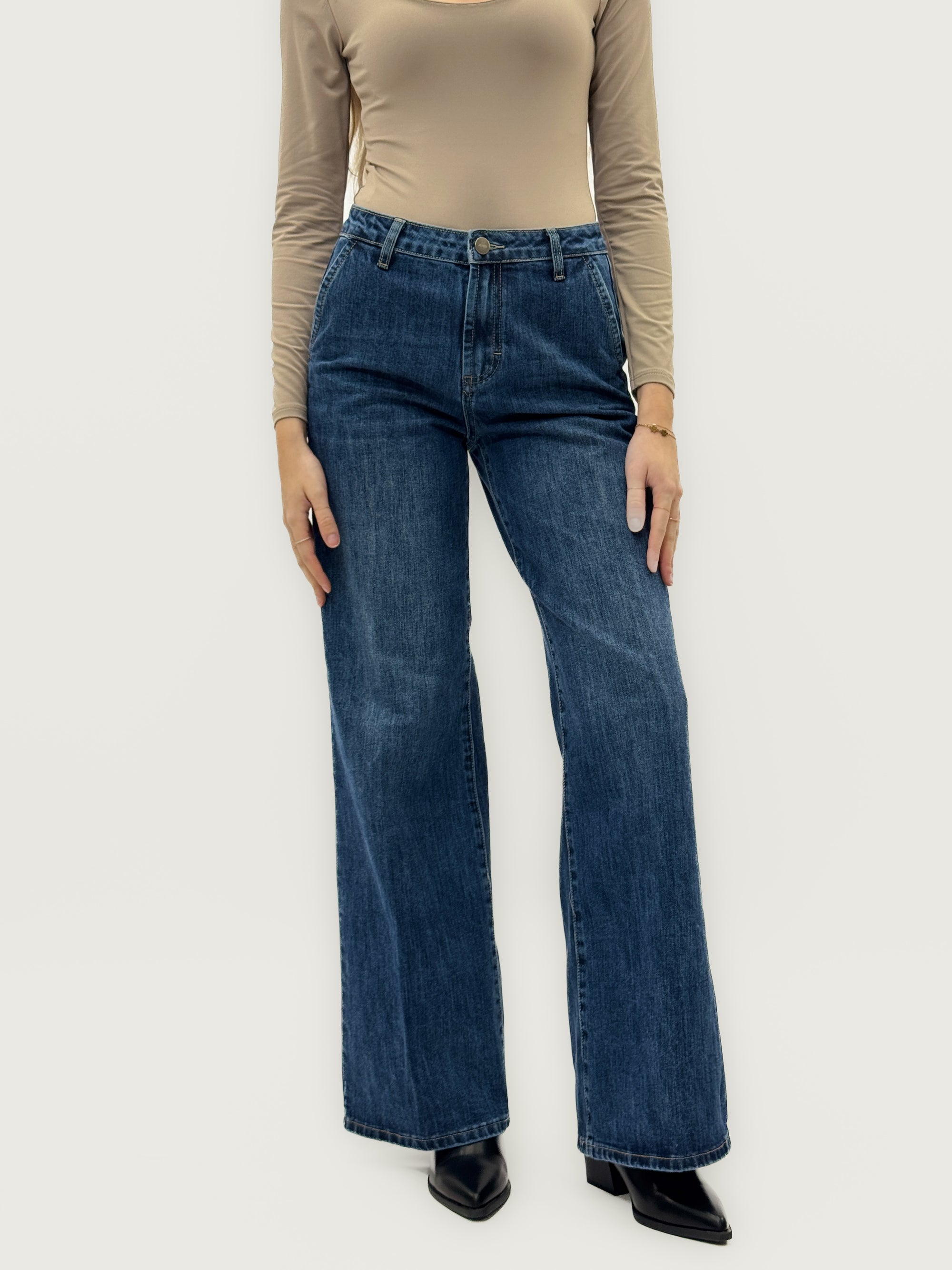 Jeans premium elasticizzati a gamba dritta