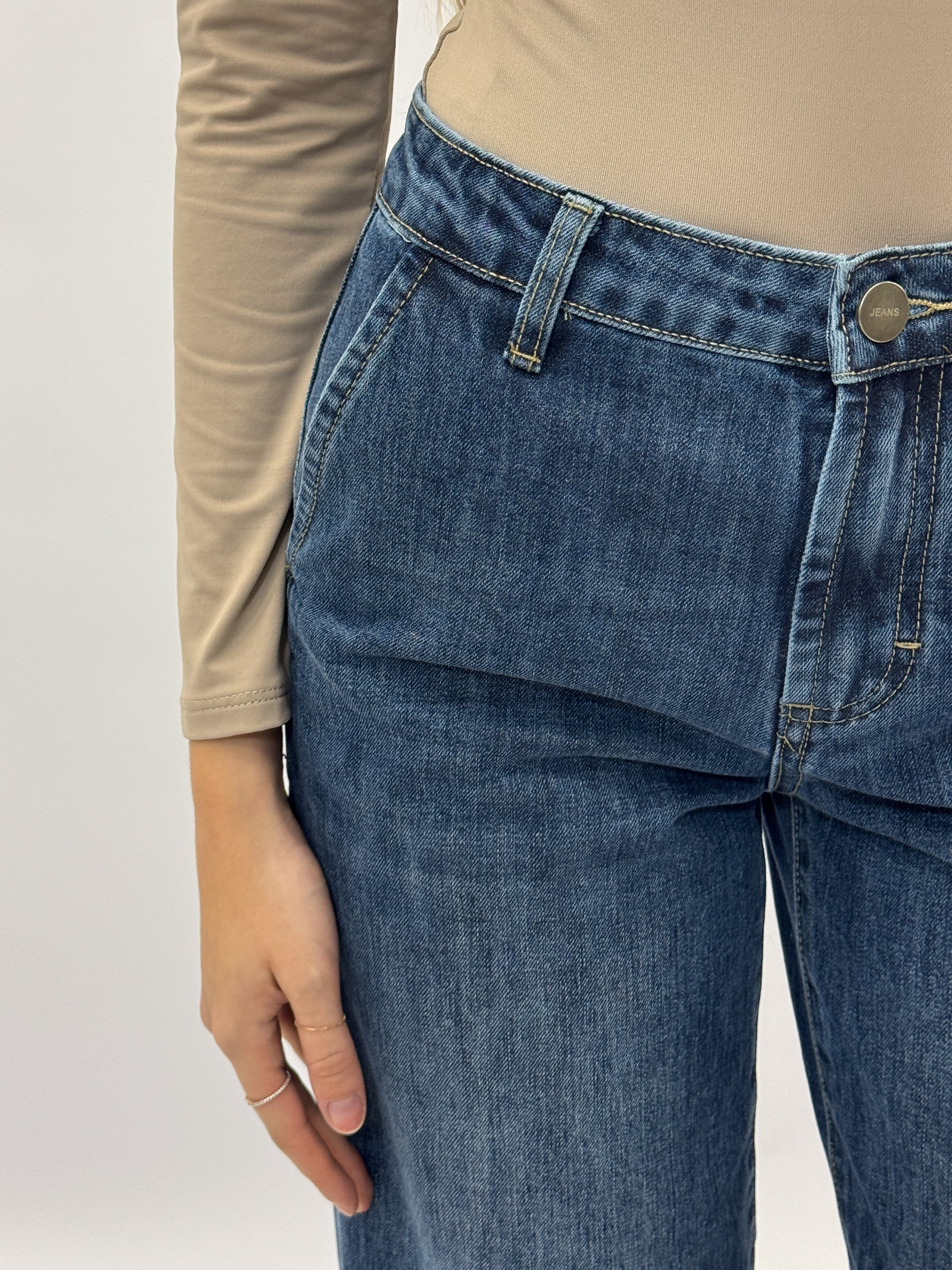 Jeans premium elasticizzati a gamba dritta
