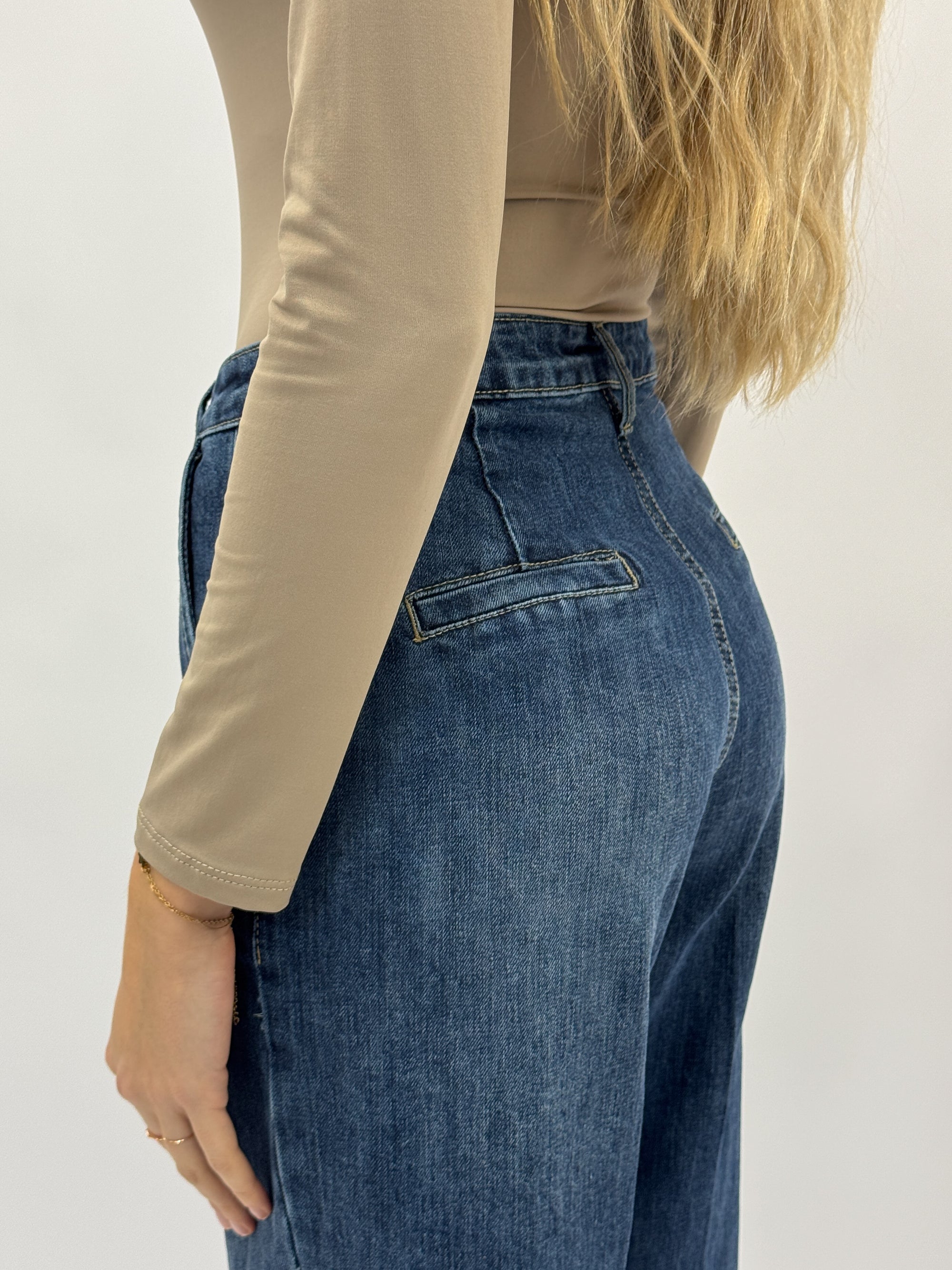 Jeans premium elasticizzati a gamba dritta