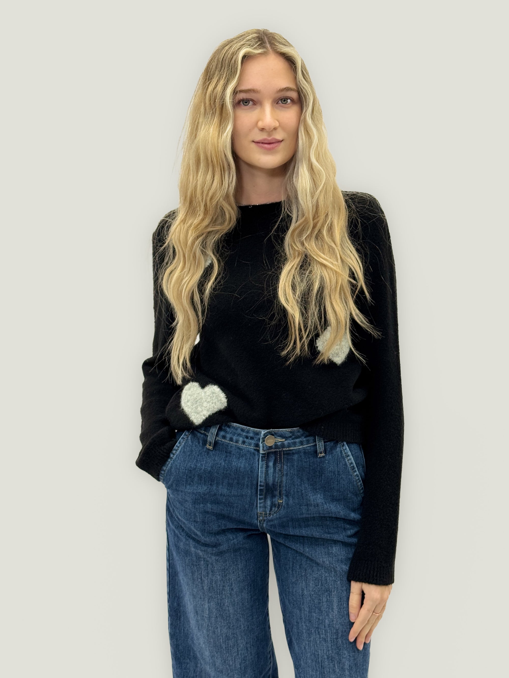 Maglia calda con cuori a contrasto