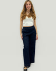 Pantaloni wide leg in denim con cuciture frontali