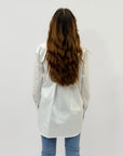 Camicia con fiocco laterale