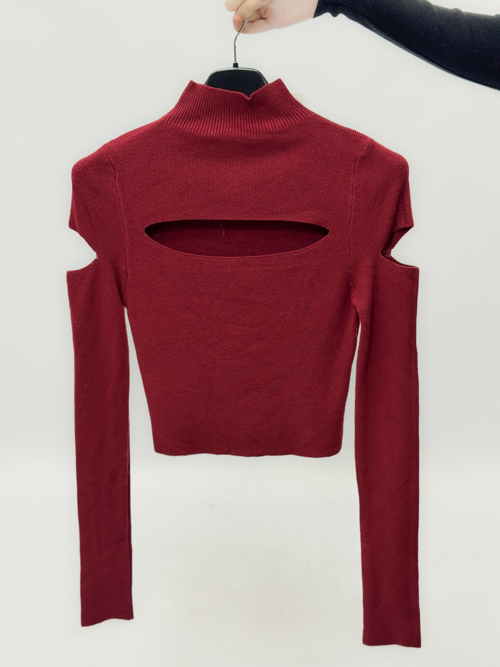 Maglia crop con tagli cut-out