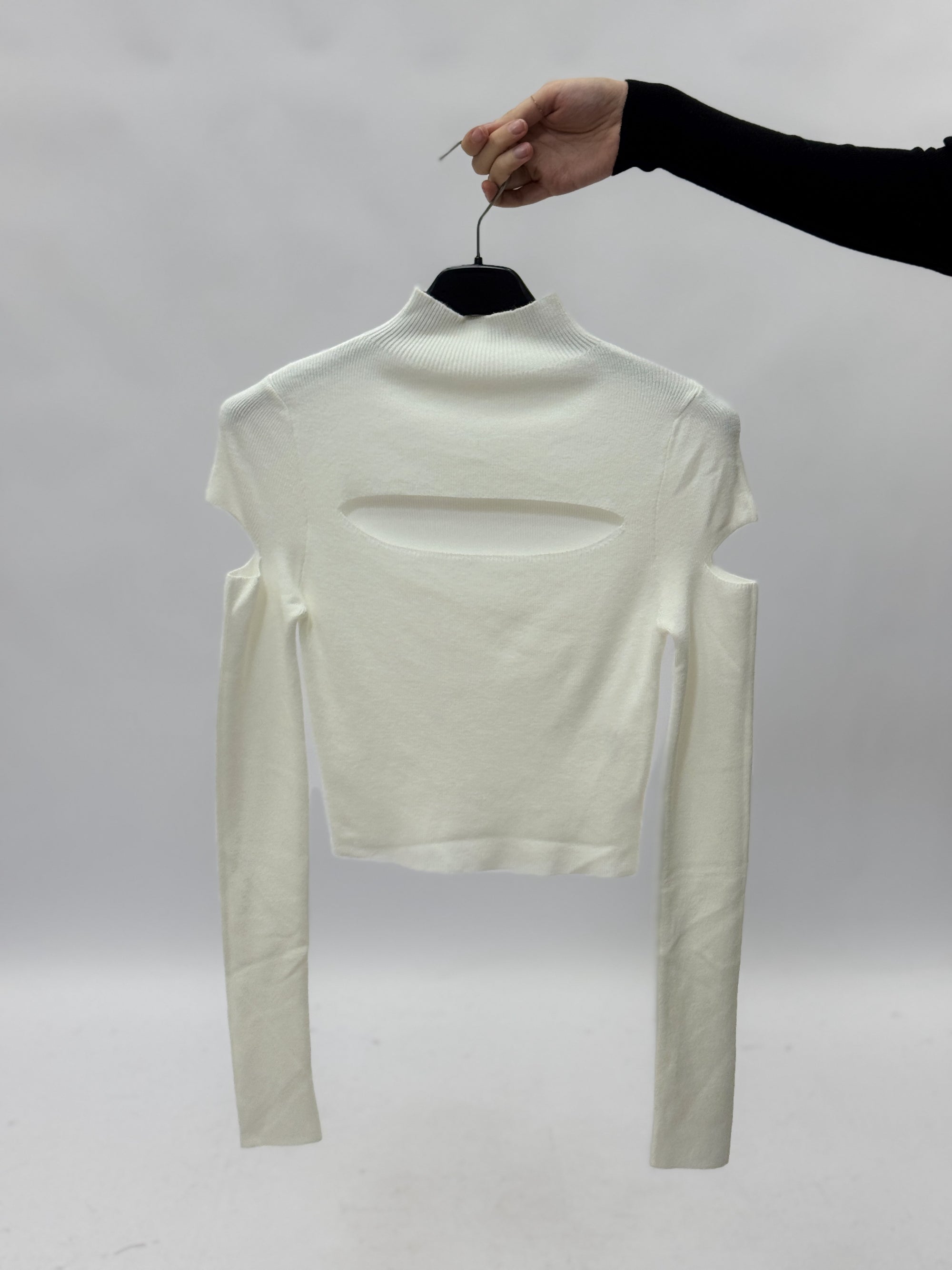 Maglia crop con tagli cut-out