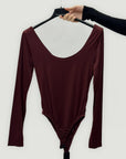 Body a maniche lunghe con scollo ampio