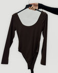 Body a maniche lunghe con scollo ampio