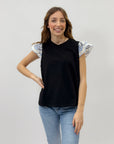 T-shirt con maniche volant con ricami