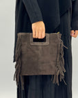 Borsa in vera pelle scamosciata con frange – Made in Italy