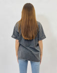 T-shirt con scritta "santa subito"
