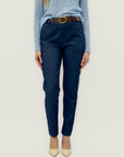 Pantaloni Slim Fit con Taglio Elegante e VestibilitĂ Confortevole
