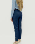 Pantaloni Slim Fit con Taglio Elegante e VestibilitĂ Confortevole