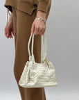 Borsa a mano con intrecci