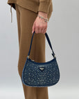 Borsa in denim con gioielli