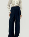 Completo con Gilet Incrociato e Pantalone Palazzo