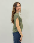 Maglia smanicata in lurex