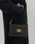 Borsa in Vera Pelle Scamosciata con Tracolla – Made in Italy