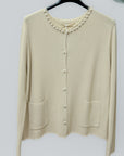Cardigan Elegante con Bottoni Perle