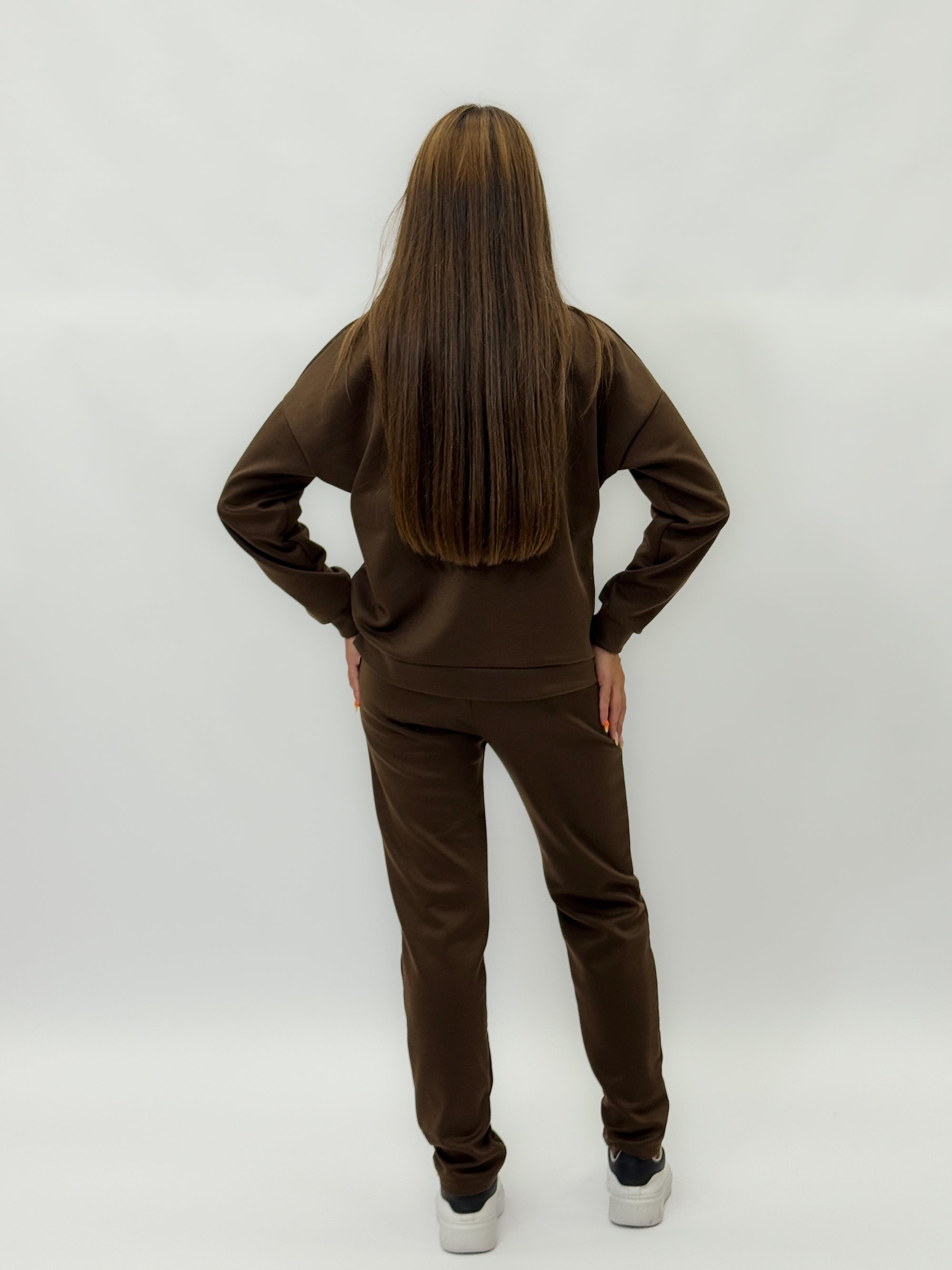 Completo tuta casual con cappuccio