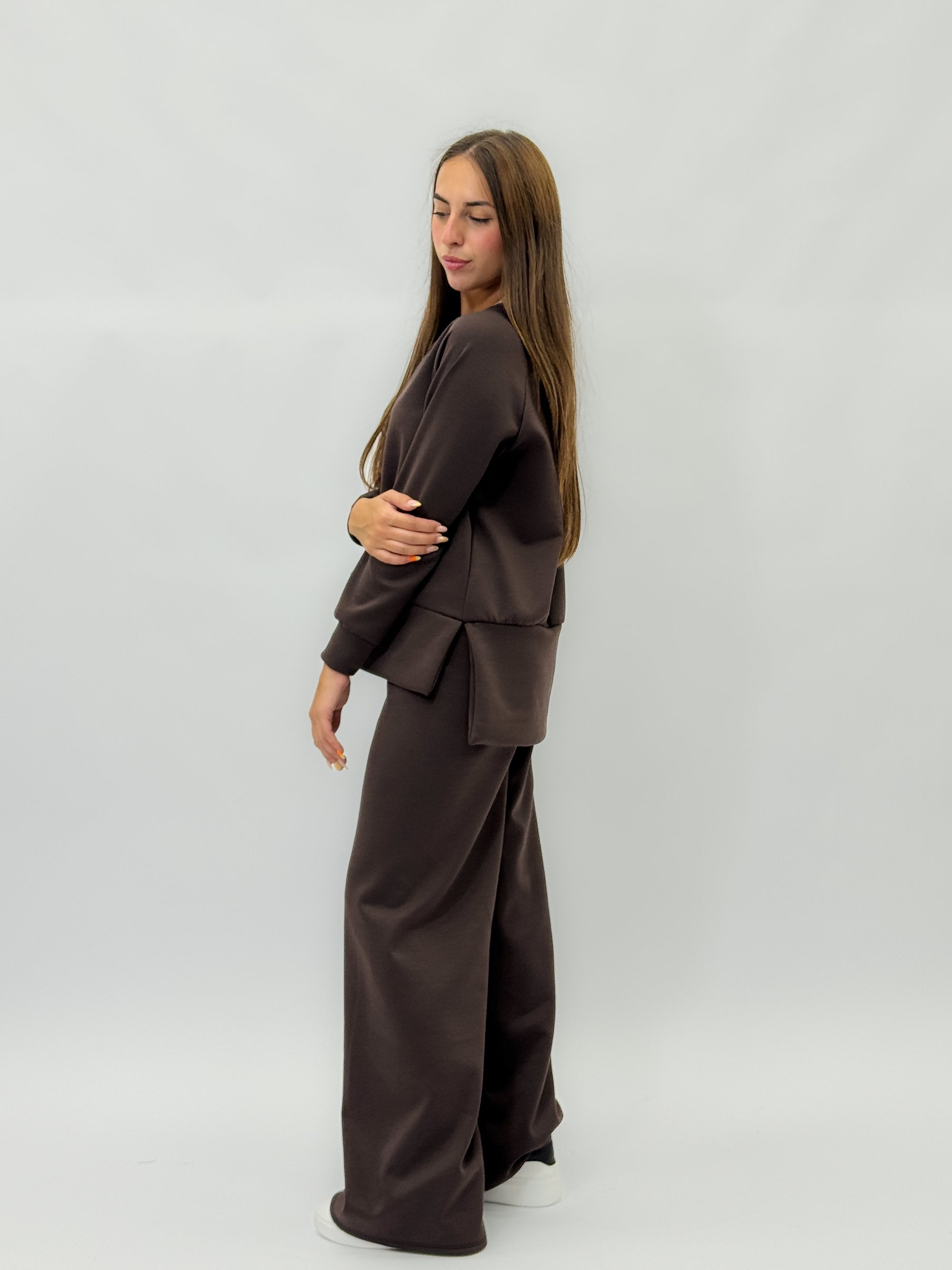 Completo tuta con pantalone ampio