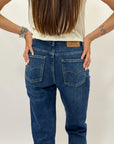 Pantaloni in denim con vita alta e gamba dritta
