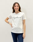 T-shirt petite con scritta "aspettami"
