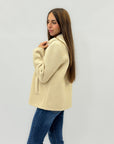 Giacca corta in Neoprene con Cappuccio – Moderna & Confortevole