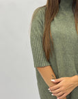 Maglia a collo alto mezza manica
