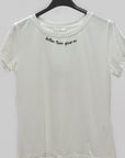 T-Shirt con Scritta Ricamata “Hotter Than Your Ex”