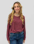 Maglia curvy oversize in misto lana con scollo ampio