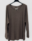 Maglia curvy oversize in misto lana con scollo ampio