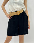 Pantaloncini con cintura in paglia