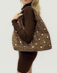 Borsa in ecopelle scamosciata con borchie glamour